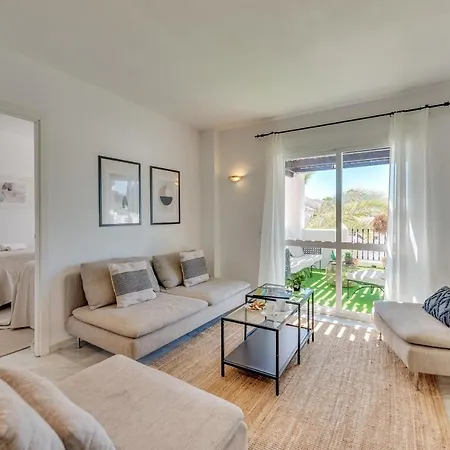 Spacious Penthouse In Naranjos - Up To 6 Guests! * Marbella