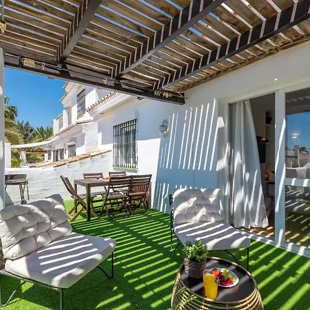 Spacious Penthouse In Naranjos - Up To 6 Guests! Marbella