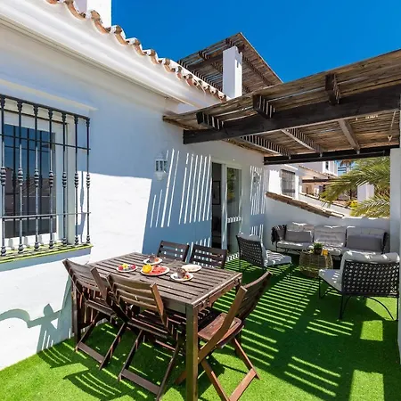 Spacious Penthouse In Naranjos - Up To 6 Guests!