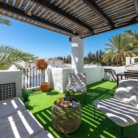 Spacious Penthouse In Naranjos - Up To 6 Guests! * מארבלה