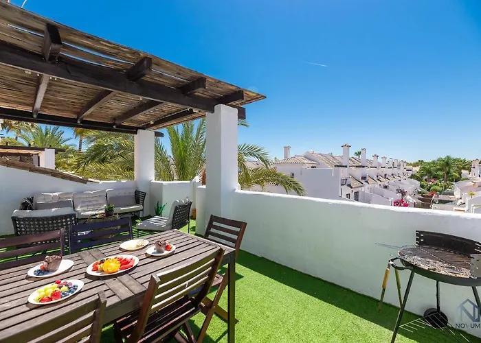 Spacious Penthouse In Naranjos - Up To 6 Guests! アパート マルベーリャ