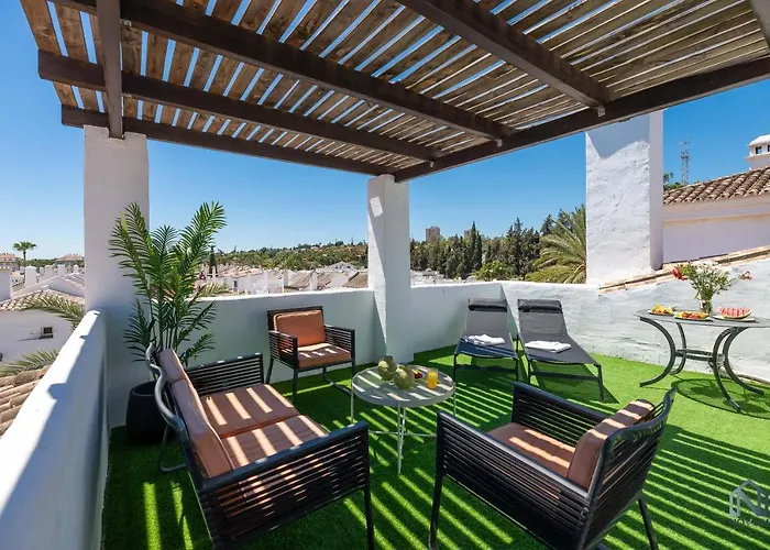 アパート Spacious Penthouse In Naranjos - Up To 6 Guests! マルベーリャ