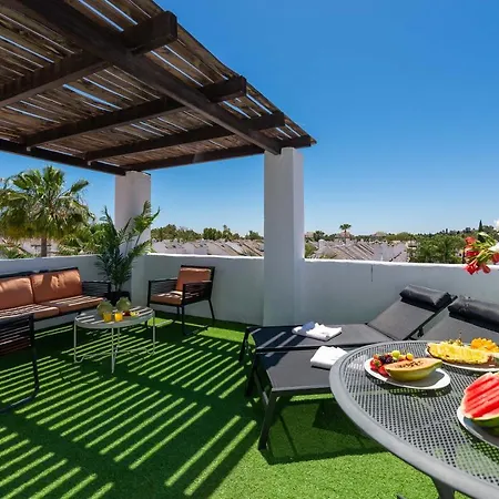 Spacious Penthouse In Naranjos - Up To 6 Guests! アパート *