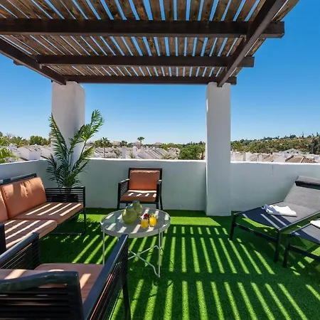 アパート Spacious Penthouse In Naranjos - Up To 6 Guests!