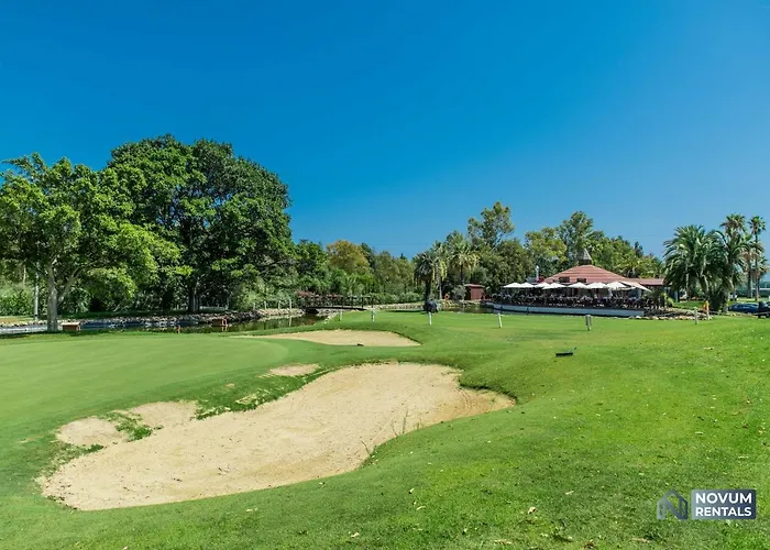 アパート Spacious Penthouse In Naranjos - Up To 6 Guests!